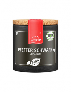 Bio spice pepper black ground