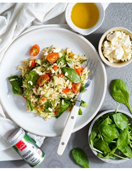 Salat mit Kräuter der Provence - Hartkorn Gewuerze