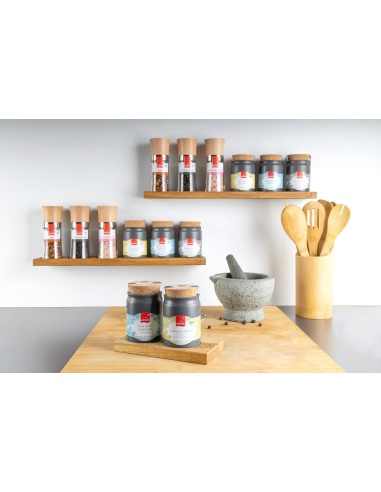 Pepper and salt ceramic pot placemat